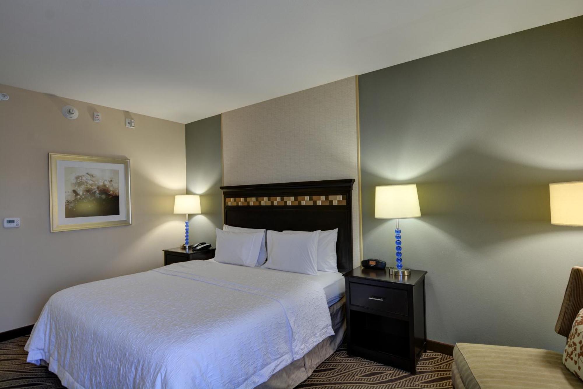 Hampton Inn & Suites Denver Airport / Gateway Park Aurora Extérieur photo
