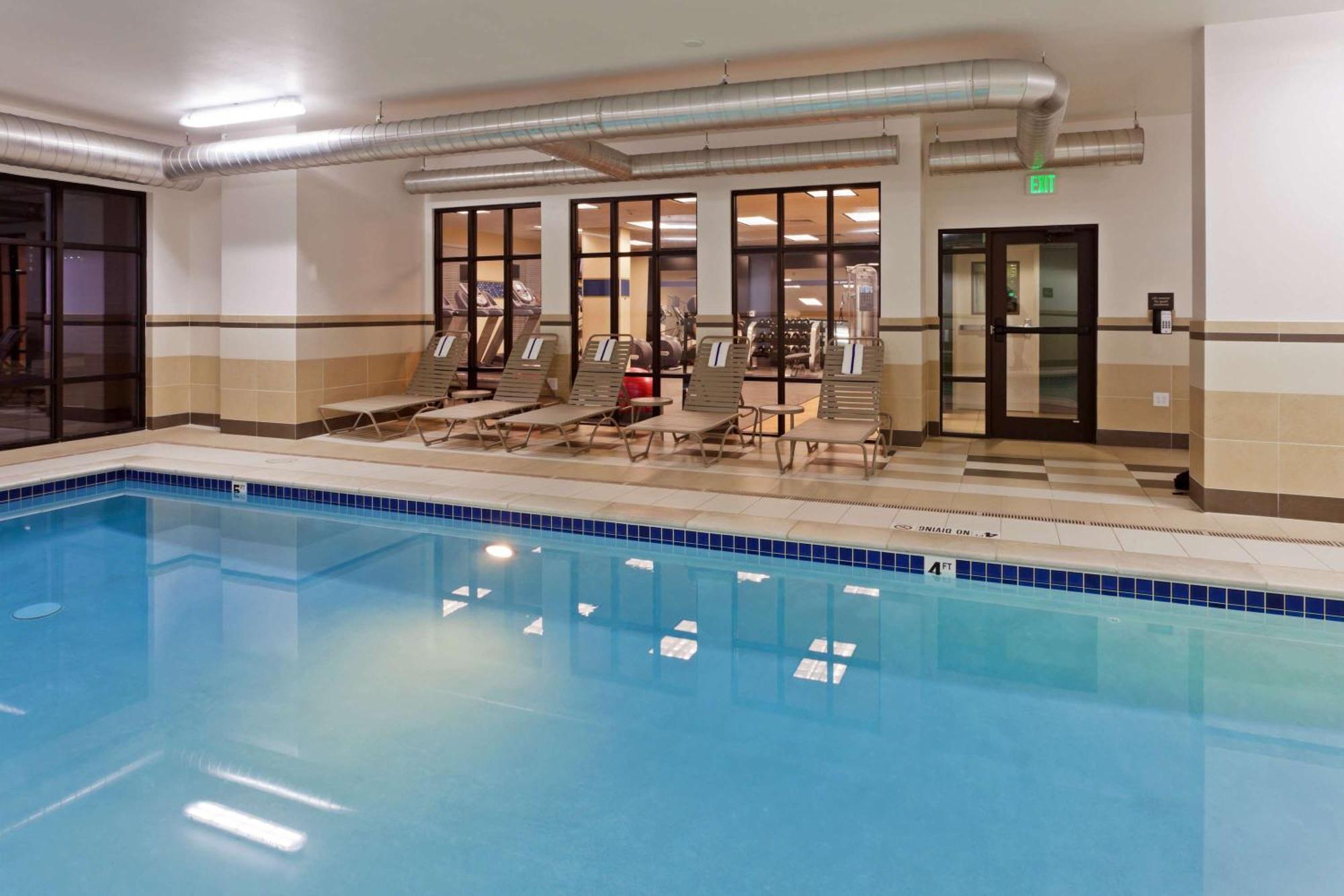 Hampton Inn & Suites Denver Airport / Gateway Park Aurora Extérieur photo