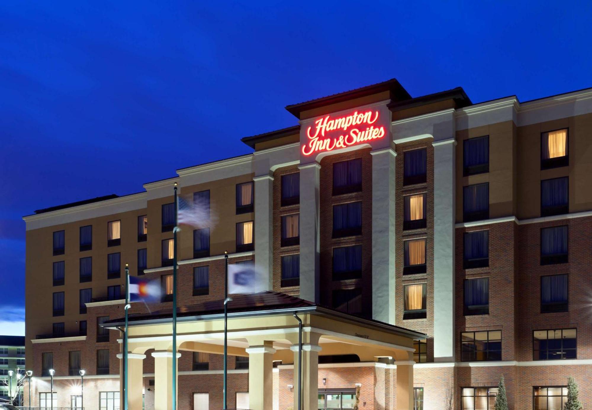 Hampton Inn & Suites Denver Airport / Gateway Park Aurora Extérieur photo