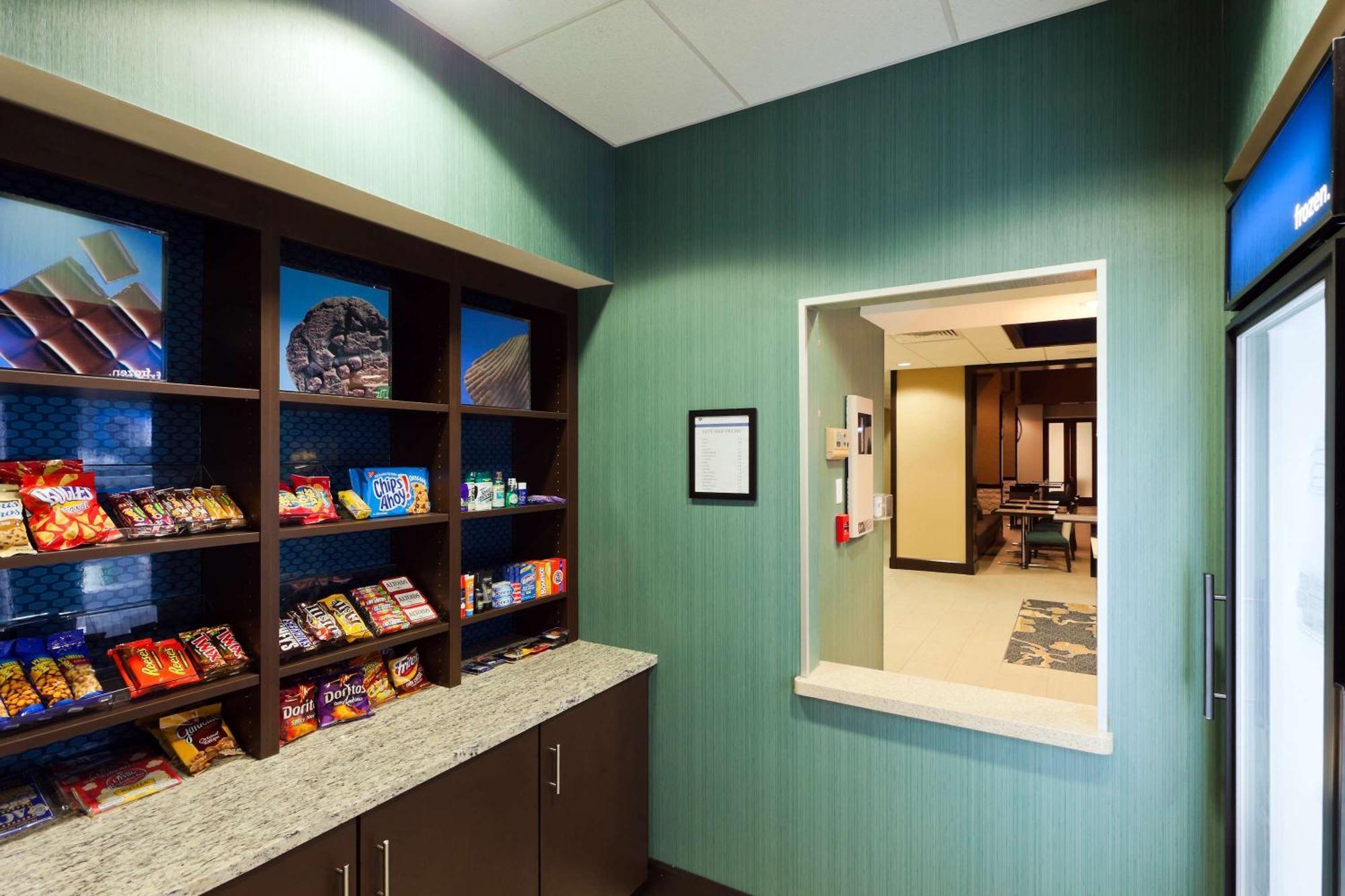 Hampton Inn & Suites Denver Airport / Gateway Park Aurora Extérieur photo