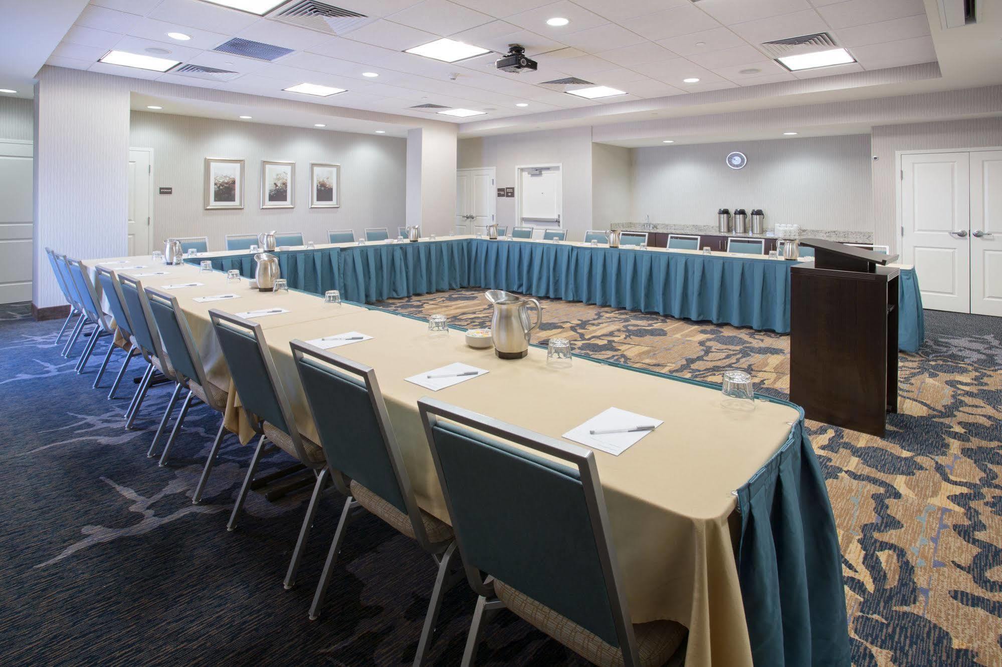 Hampton Inn & Suites Denver Airport / Gateway Park Aurora Extérieur photo